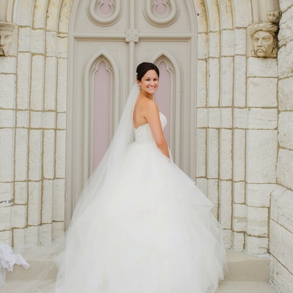 Meet your Posher, Erika - Picture 1 of 1